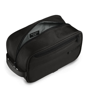 Briggs and Riley - Baseline - Classic Toiletry Kit